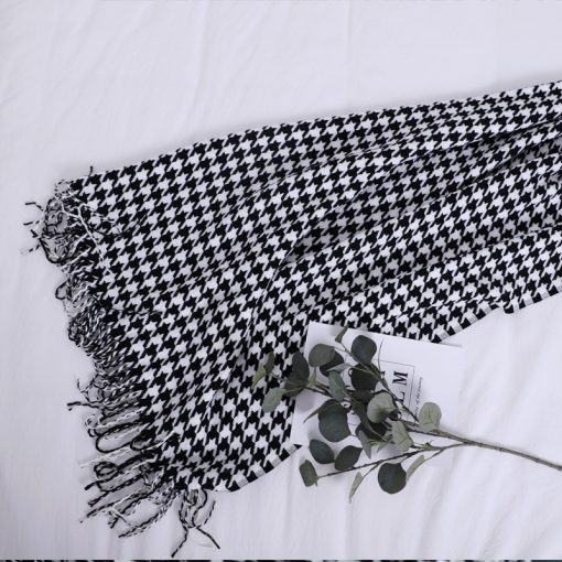 Modern simple throw blanket black and white houndstooth decorative sofa blanket homestay hotel bed end towel 1
